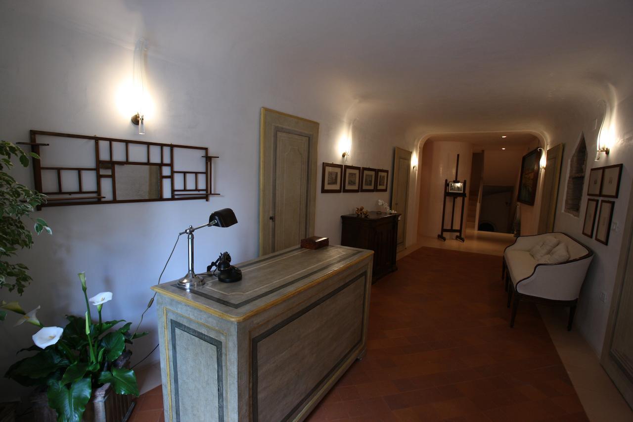 Palazzo Santinelli Bed and Breakfast SantʼAngelo in Vado Eksteriør billede