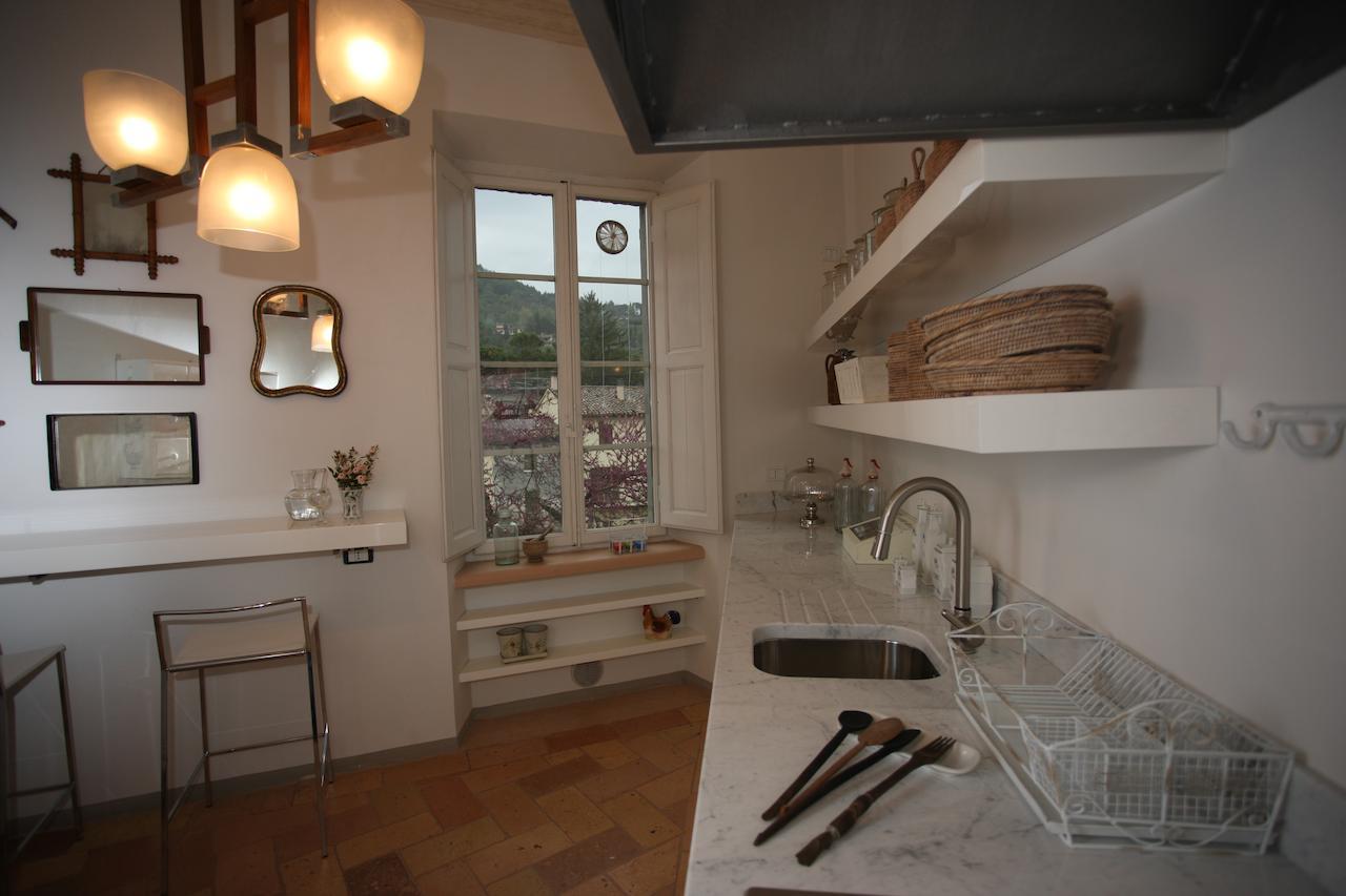 Palazzo Santinelli Bed and Breakfast SantʼAngelo in Vado Eksteriør billede